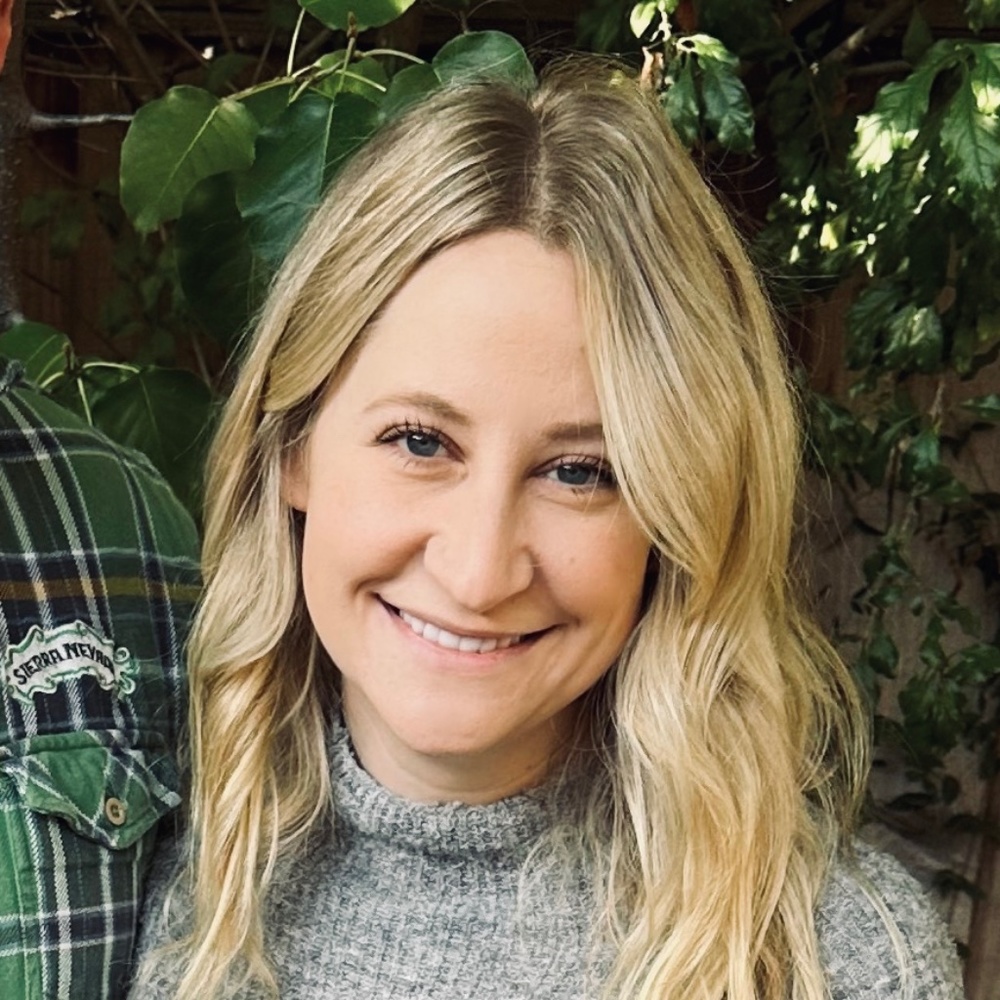 Meet your Posher, Claire